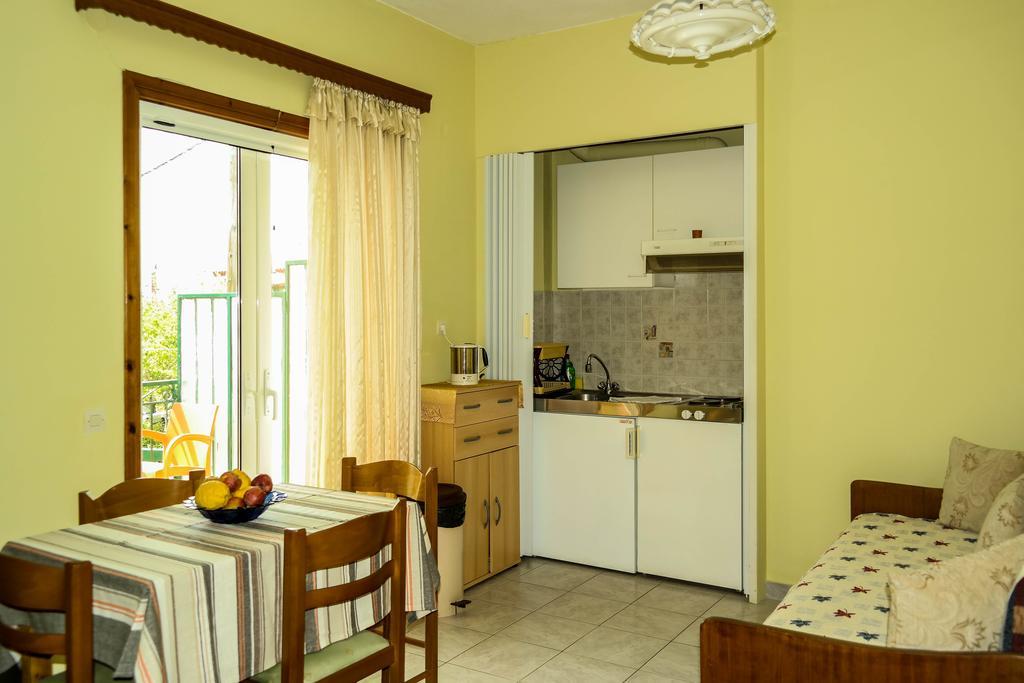 Maistreli Hotel Apartments Stoúpa Pokój zdjęcie