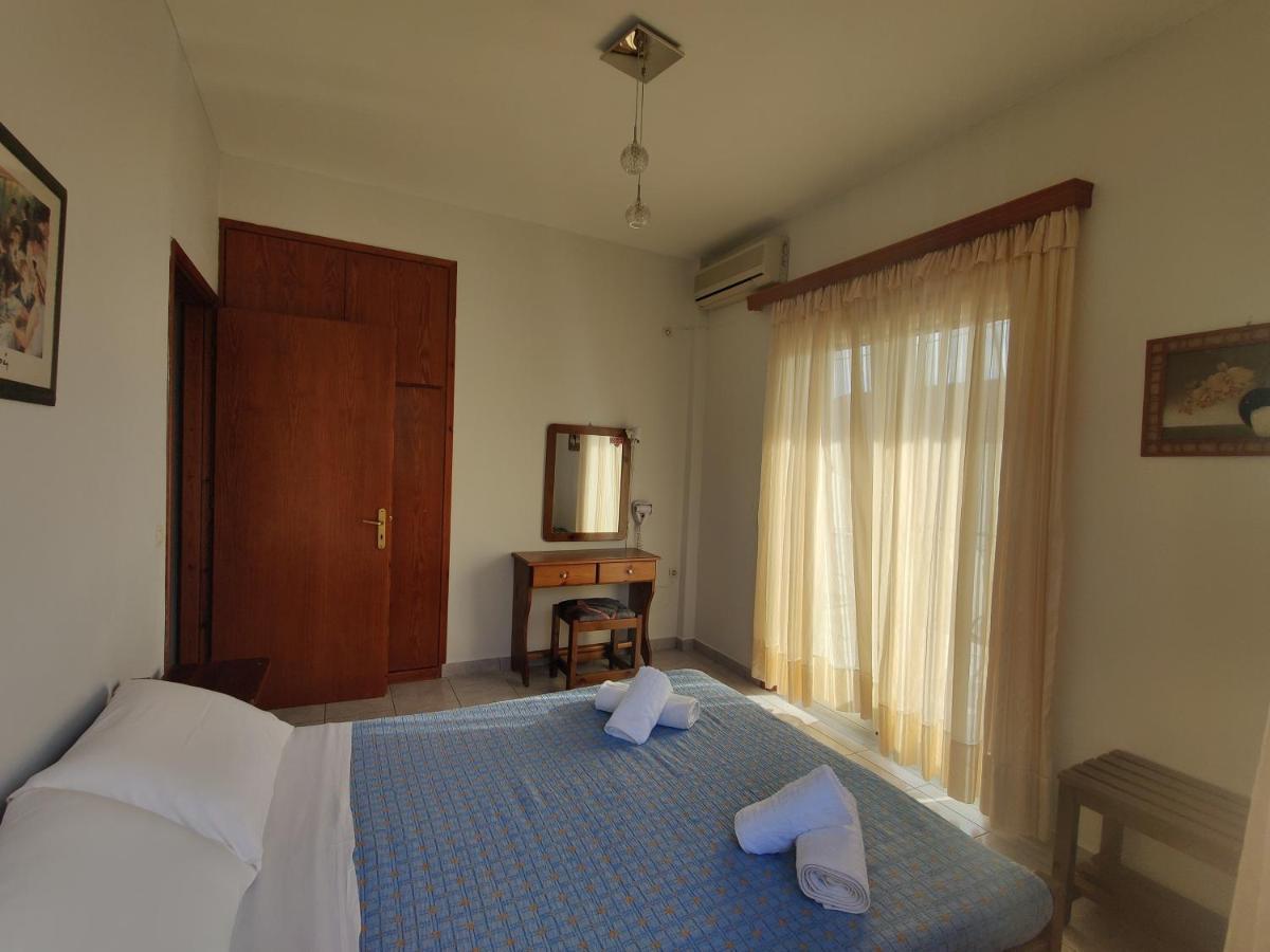 Maistreli Hotel Apartments Stoúpa Zewnętrze zdjęcie